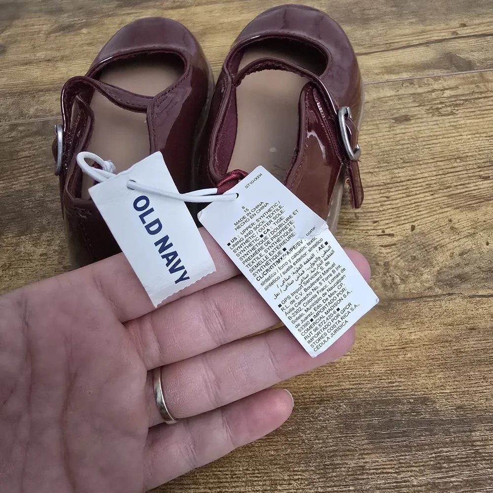 Old Navy Kids Glossy Maroon Mary Jane Shoes